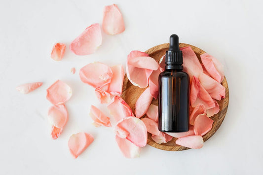 How to Layer Hydrating Facial Oils with Other Skincare Products for Maximum Benefits